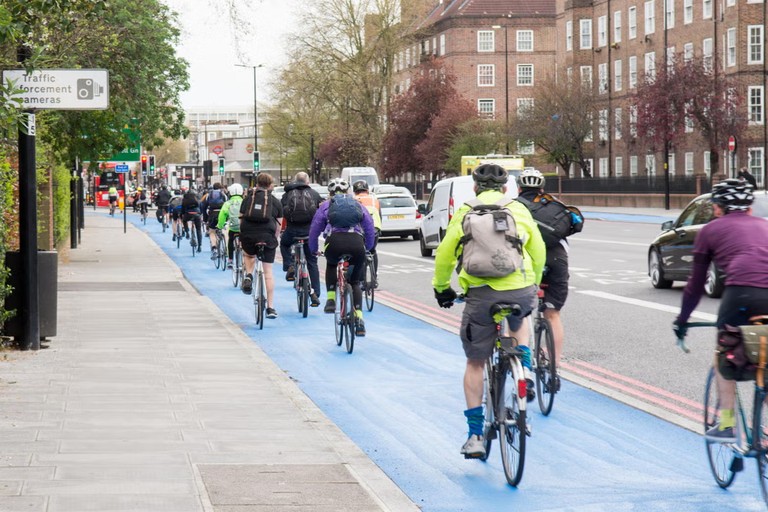 Cycling Routes Around London Gain Popularity After Upgrades